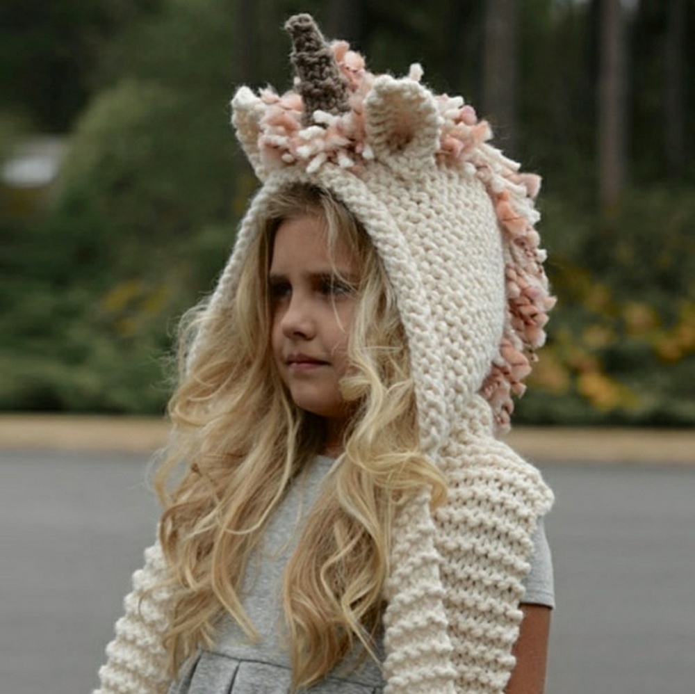 Unicorn hood knit pink with pockets